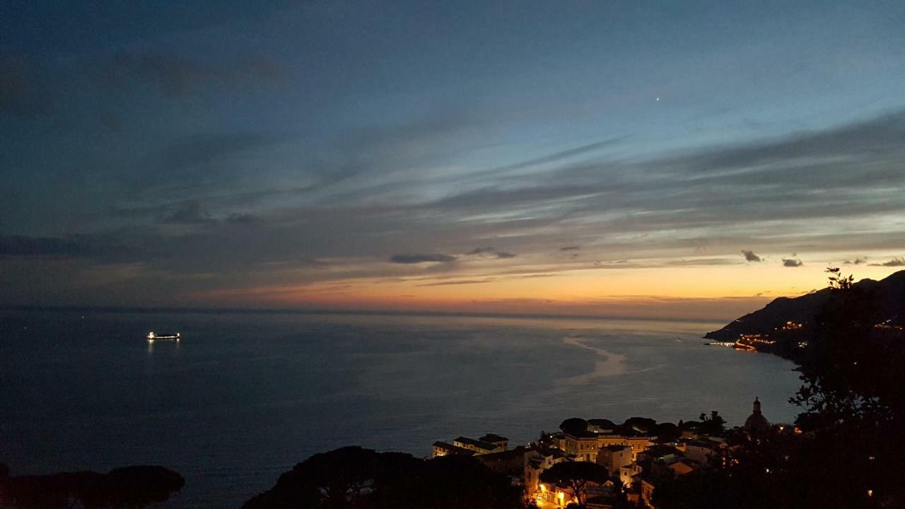Zevi Home Salerno Eksteriør bilde